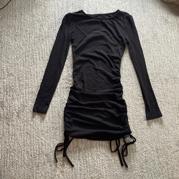 black long sleeve dress - Picture 1 of 1